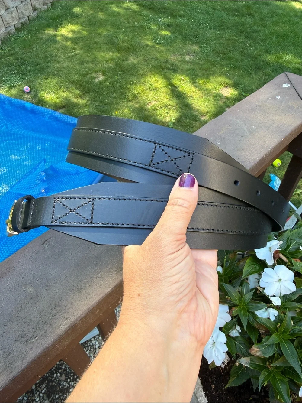 black leather J.Crew belt features a polished gold-tone buckle 2” Wide L/XL - Picture 4 of 7